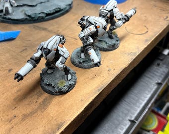 Tau-stealth battlesuit Warhammer