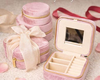 Joyero de terciopelo personalizado, regalo de San Valentín para ella, organizador de joyas con nombre personalizado, regalo para dama de honor o mejor amiga.