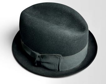 Sombrero fedora vintage de fieltro negro de Adam New York, talla 7 para hombre, con cinta de grosgrain.