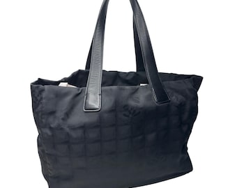 Bolso tote de viaje de nailon negro de CHANEL