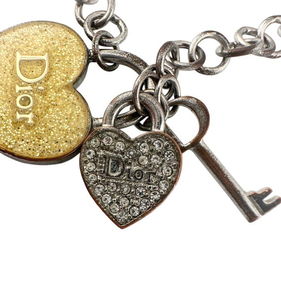 【チャームが可愛い♪Giftに♪】Dior チャーム付ブレスレット Christian Dior Silver Hear and Key Charm Bracelet With Dust