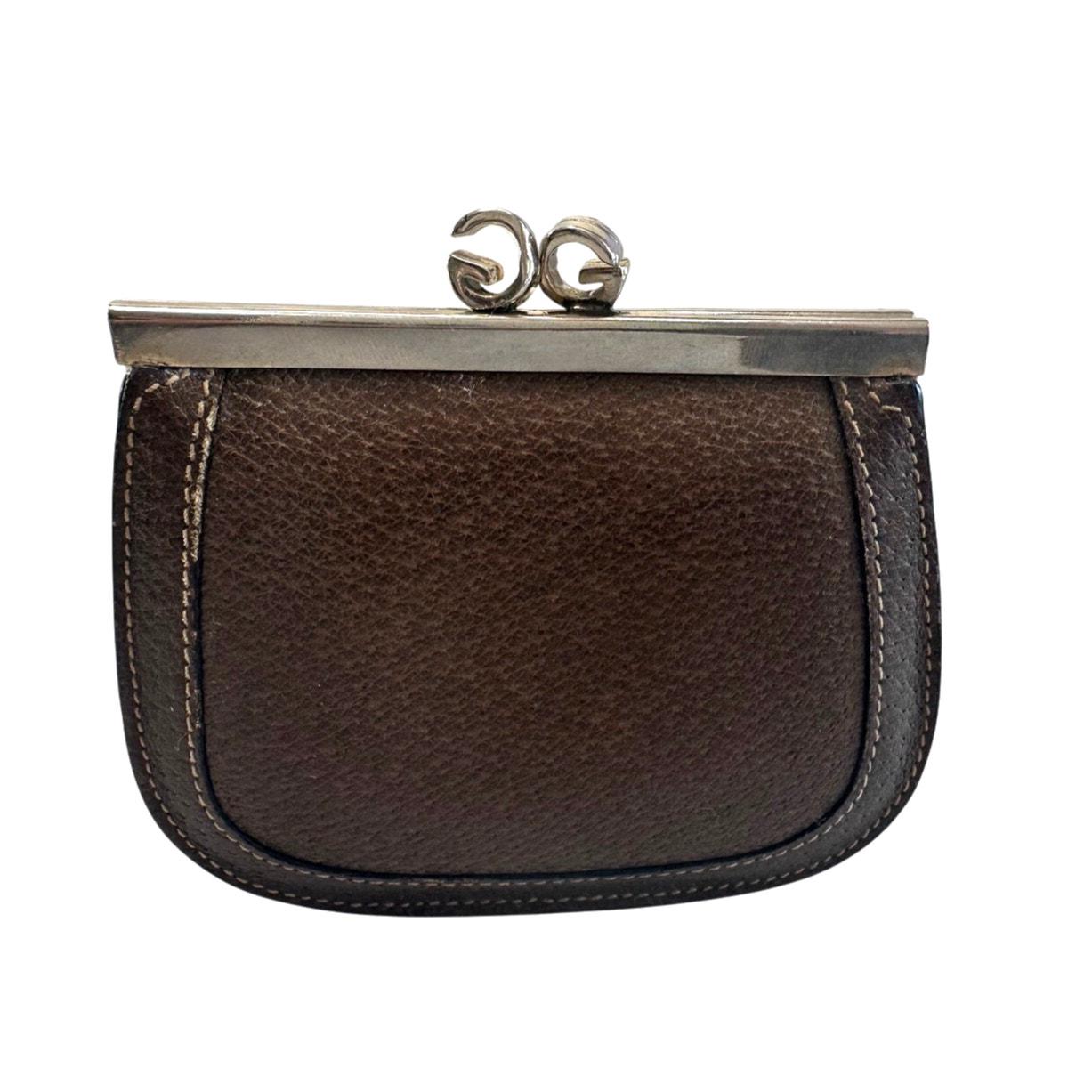 brunt gus case 250&500 旧チョコチップ Gucci GG Kiss Lock Coin Pouch - Leather With Silver Hardware
