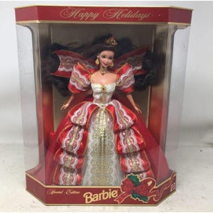 Happy Holidays Special Edition 1997 Mattel Barbie Doll New in Box