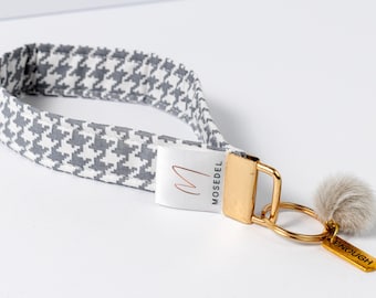 EverLoop Wristlet Keychain | Gray Houndstooth Key Fob | Neutral Fabric Wristlet | Personalized Name Option