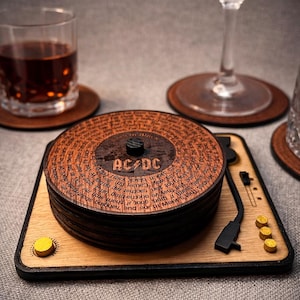 Posavasos de AC/DC - Letras grabadas en vinilo, madera y mini tocadiscos