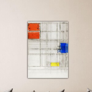 Könnte beinhalten: Abstraktes Gemälde mit weißem Hintergrund und einem Gittermuster. Das Gemälde zeigt drei farbige Quadrate: ein rotes Quadrat, ein blaues Quadrat und ein gelbes Quadrat.