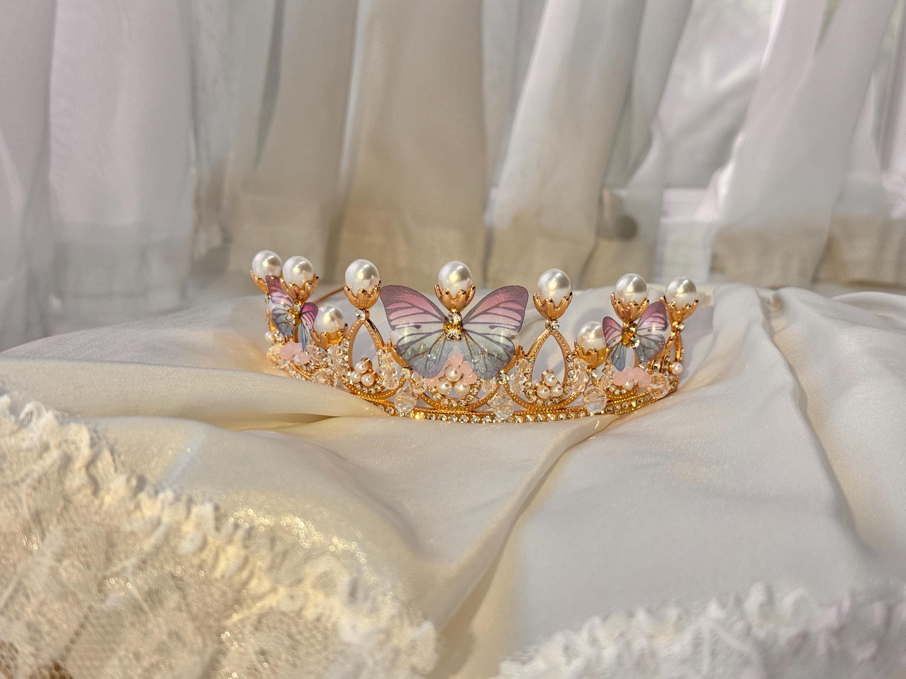 Butterfly Pearl Tiara: Gold Princess Crown, Fairycore Bridal  display picture 3