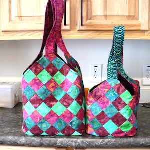 Mondo and Midi semi matching bags