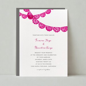 Papierloze post aanpasbare sjabloon huwelijksuitnodiging | Kant, bloemblaadjes, bloemen, cursief, papel picado | Direct downloaden