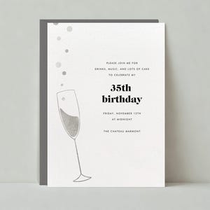 Convite para Festa de Aniversário | Moderno | Copo, Champanhe, Bolhas, Prata | Modelo Personalizável para Publicação sem Papel | Download Instantâneo