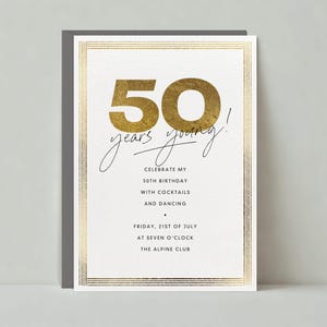 Plantilla de invitación para fiesta de cumpleaños personalizable sin papel / Negrita y tipográfica / Dorada, 50.° aniversario / Descarga instantánea