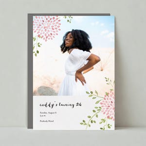 Modelo de convite de festa de aniversário personalizável sem papel | Boho, rústico | Aquarela, flores, foto, dálias | Download instantâneo