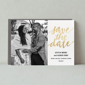 Plantilla personalizable para guardar la fecha de boda sin papel / Boho, negrita y tipográfica / Foto, caligrafía, cursiva / Descarga instantánea