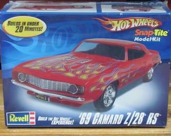 revell 1/25 chevy camaro z/28 model kit