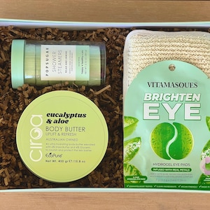 eucalyptus Spa, Spa Gift Set for Women, Self Care Gift, Relaxation for Mom, Handmade Pamper Bath Kit Box for Her, Friend Birthday, Spa Box