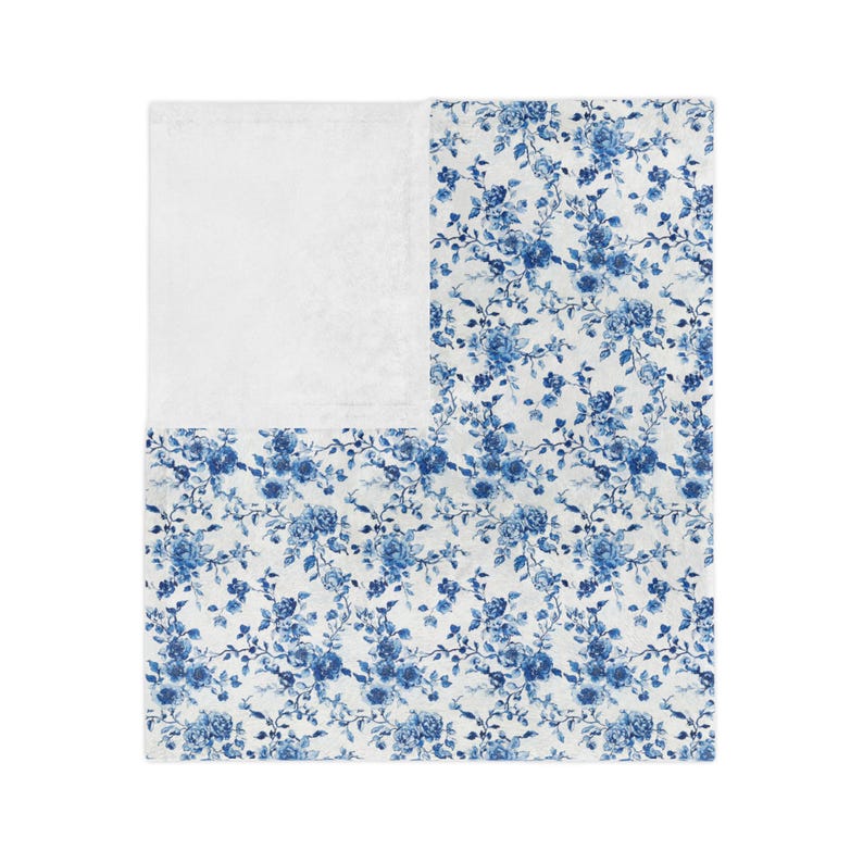 Blue and White Toile De Jouy Blanket