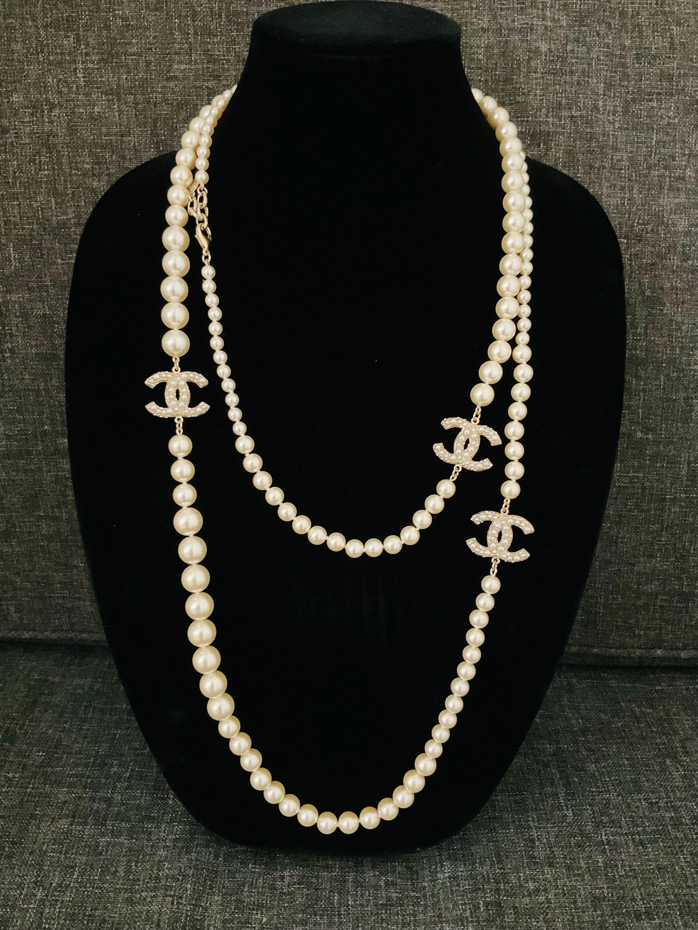Vintage Chanel necklace