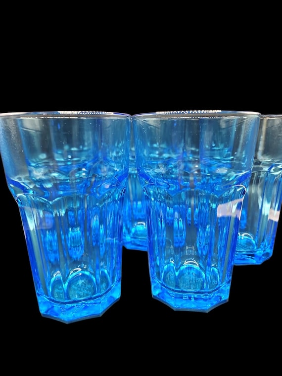 green stem wine glasses New Green Stemmed Wine Glass  Bambino Glassware