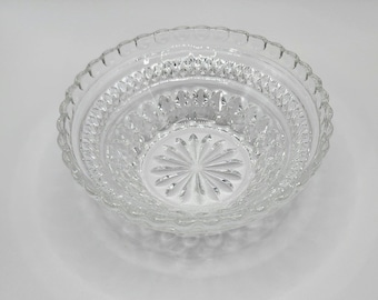 Vintage Anchor Hocking Wexford Clear Glass Dessert Fruit Serving Bowl