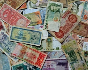 2137 Lotto Di 50 Banconote Mondiali - Anni, Nominali E