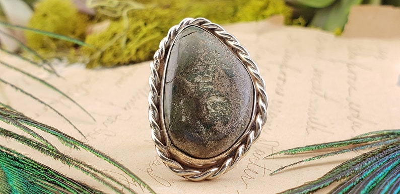 Vintage Sterling Silver Green Jasper Gemstone Ring