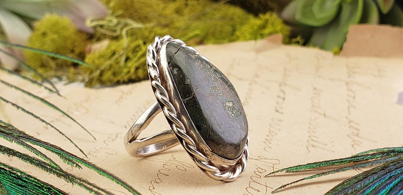Vintage Sterling Silver Green Jasper Gemstone Ring