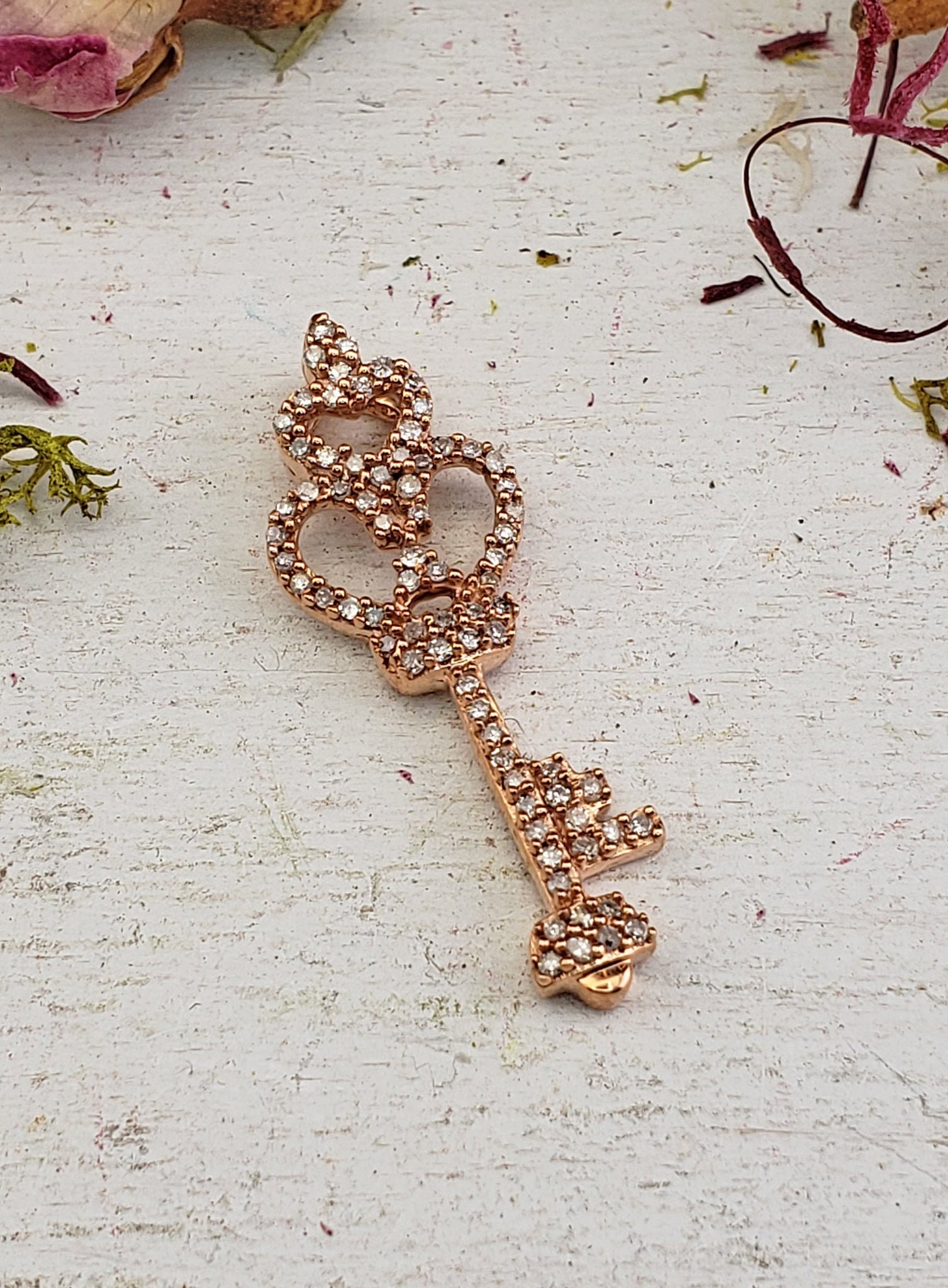 Zales rose gold key best sale necklace