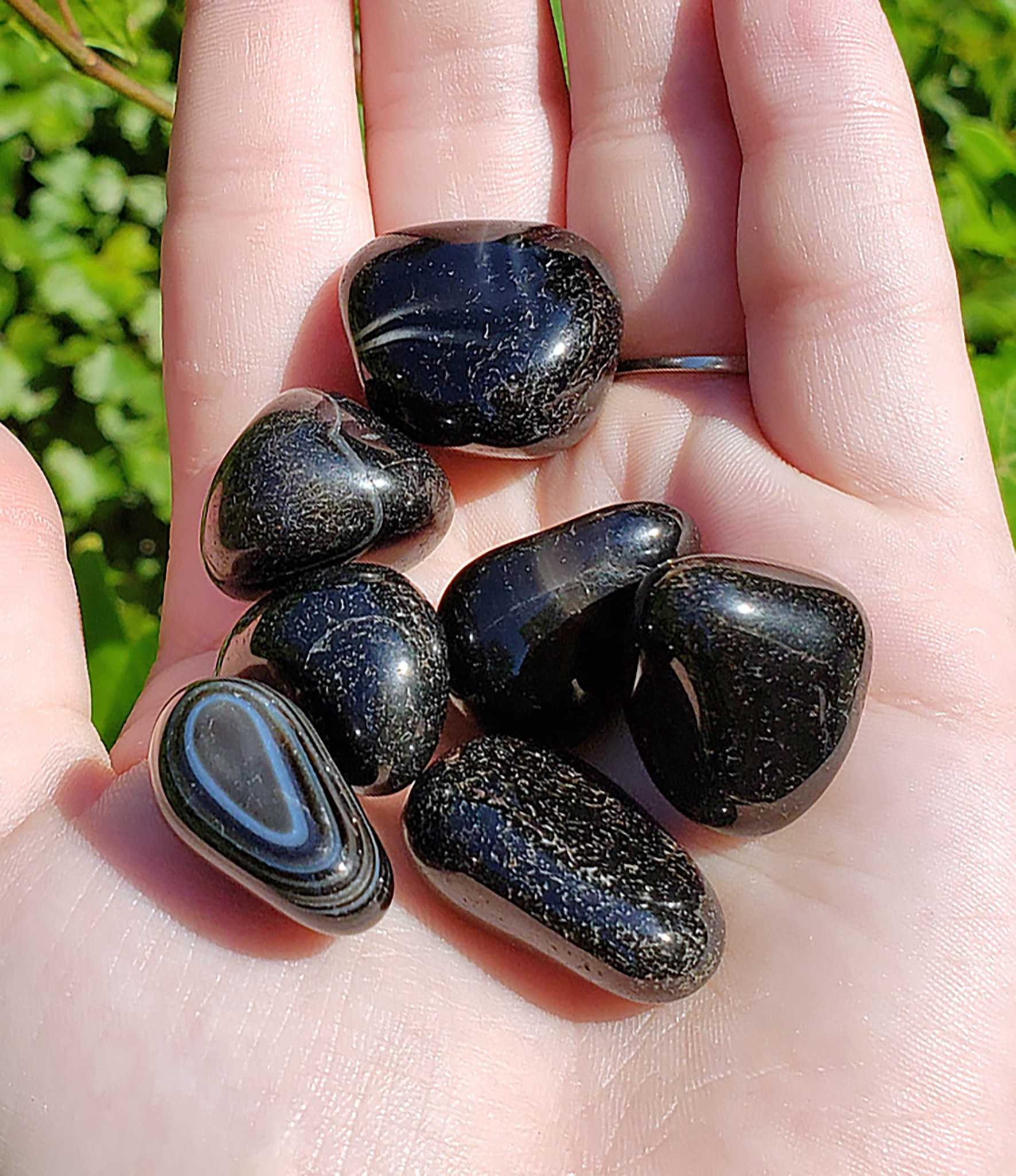 50g Tumbled Black Onyx Gemstone Crystals 5-15 Stones Small Gem Rock  Specimens
