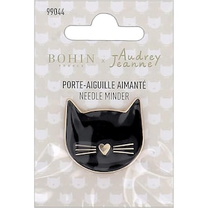 Black Cat Enamel Magnetic Needle Minder