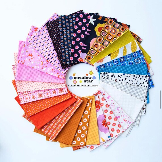 Meadow Star: Mini Dot Natural Meadow Star: Mini Dot Natural