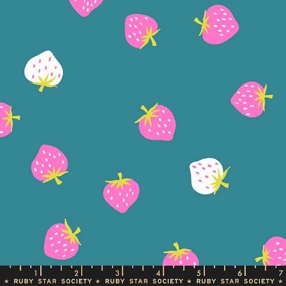 Picture Book Strawberry Toss in Storytime Picture Book Strawberry Toss in Storytime