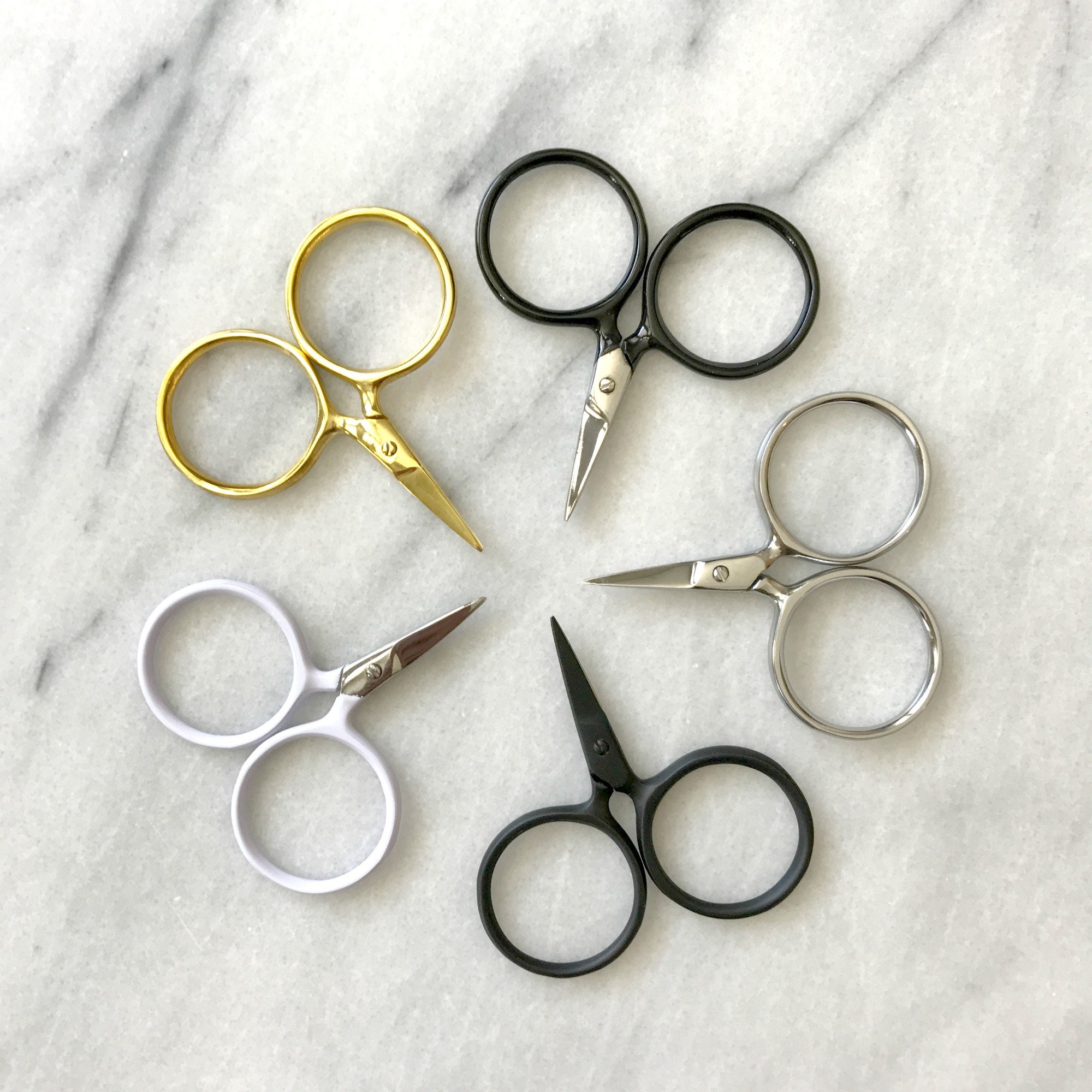 Small Black Embroidery Scissors With Round Circular Handles, Sewing Scissors,  Snips 