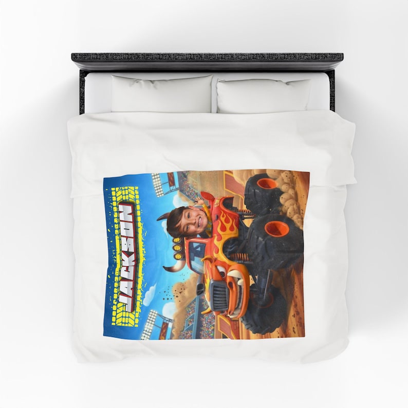 Gepersonaliseerde El Toro Loco-monstertruckdeken: monstertruck aangepaste deken cadeau voor kinderen, gepersonaliseerd cadeau voor peuter, cadeau vrachtwagenliefhebber 50" × 60"