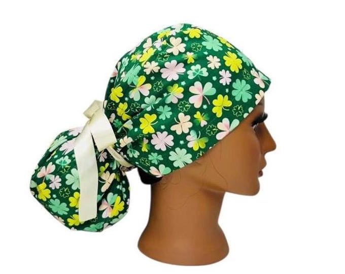 St.Patrics Day Surgical Scrub Cap with Ponytail Nurse Uniform Hat for Operating Room Green with Clover Leaf Print