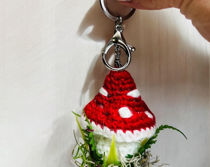 Handmade Crochet Toadstool Mushroom Keychain – Whimsical Backpack Charm