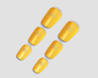 Golden Mini Shin Pads | Lightweight Protective Shin Guards for Soccer & Futsal | Unisex