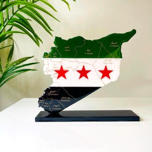 Mapa de Siria, colores de la bandera siria gratis, provincias grabadas - Acabado de resina / Regalo perfecto