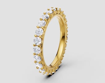 Moissanite Bands
