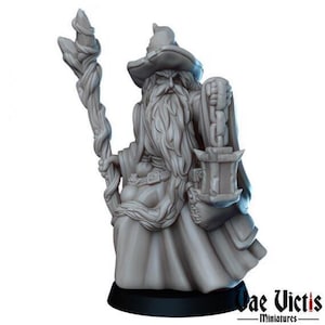 Old Wizard, Vae Victis, 28mm & 32mm Scale TTRPG Miniatures