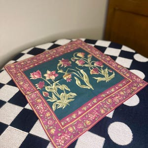 Set of Red and Green Floral Napkins