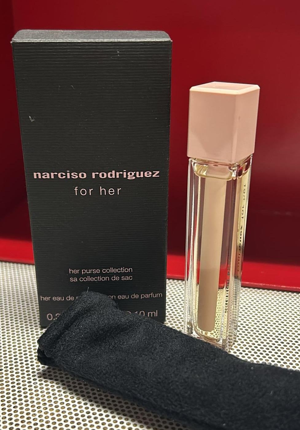 Law Poudree Narciso Rodriguez Parfumo Crystal Noir Versace Perfume A  Fragrance For Women 2004
