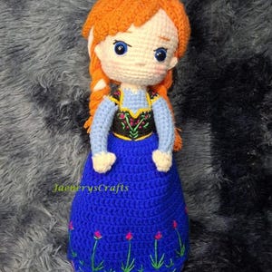 Reversible Anna and Elsa Amigurumi Pattern, Topsy-Turvy Crochet Doll Pattern, Disney Frozen Handmade Toy image 3