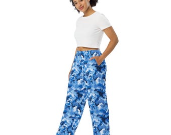 BlueCamouflage Printed Wide Leg Pants, AOP Camo Military Streetwear PJ Pants with Pockets, Lounge and Sleepwear, Palazzo Pants, Unisex