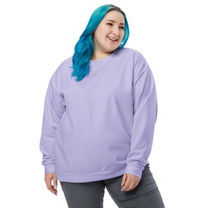 Solid Light Purple Sweatshirt, Fall Winter Crewneck Sweatshirt, Trendy Aesthetic Sweatshirt, Blank Cozy Unisex Sweatshirt, Gifts for Him Her