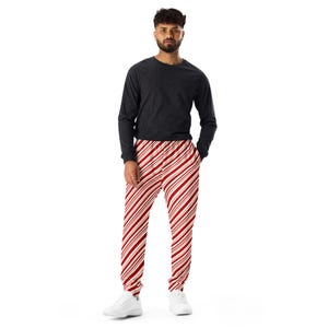 Candy Cane Striped Men&#39;s Joggers Pants, Holiday Festival Loungewear Sweatpants, AOP Gym Athletic Slim Fit Joggers, Christmas Gifts