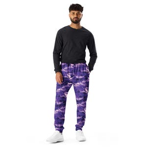 Shark Camo Printed Slim Fit Mens Joggers, Camo Military Streetwear Yoga Pants, Gym Workout Fitness Joggers Sweatpants with Pockets, XS-3X