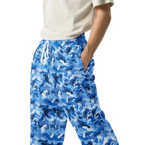 Camouflage Printed Joggers, AOP Camo Military Streetwear Jogger Pants, Casual Gym Workout Joggers Trouser, Loungewear, Unisex, Camo Clothing