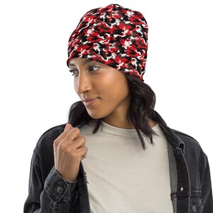 Red Camouflage Printed Beanie Hat, All Over Print Camo Beanie, Casual Streetwear Winter Cozy Beanie, Warm Headwear, Comfy Unisex Beanie
