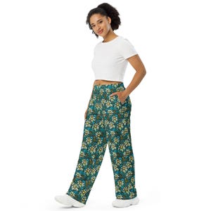 Stained Glass Flowers Print PJ Pants, Aesthetic Floral AOP Loungewear Wide Leg Pants with Pockets, Hippie Pants, Loose Rave Pants, Unisex