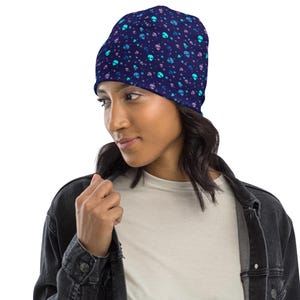 Aliens Sci Fi Printed Beanie Hat, Stylish UFO Warm Cozy Beanie, Aliens Lover Gift, Space NASA Fan Beanie, Soft Comfy AOP Unisex Beanie